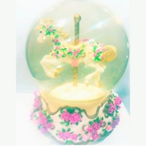 ❇️ Collectible Musical Carousel Globe ❇️